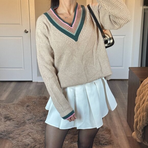 Madewell Sweaters - Madewell Beige V-Neck Sweater with Green and Pink Trim